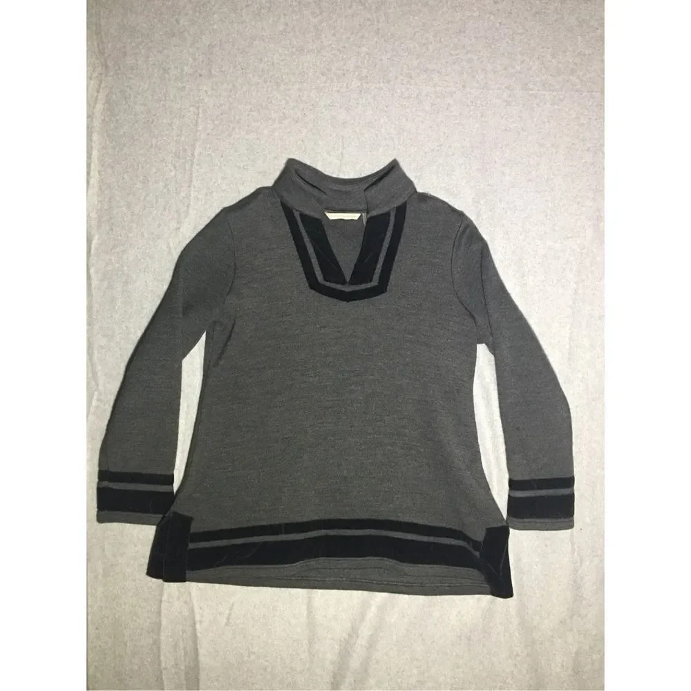 Womens Soft Surroundings Sweater Size Petite Medium Grey Velvet Detailing